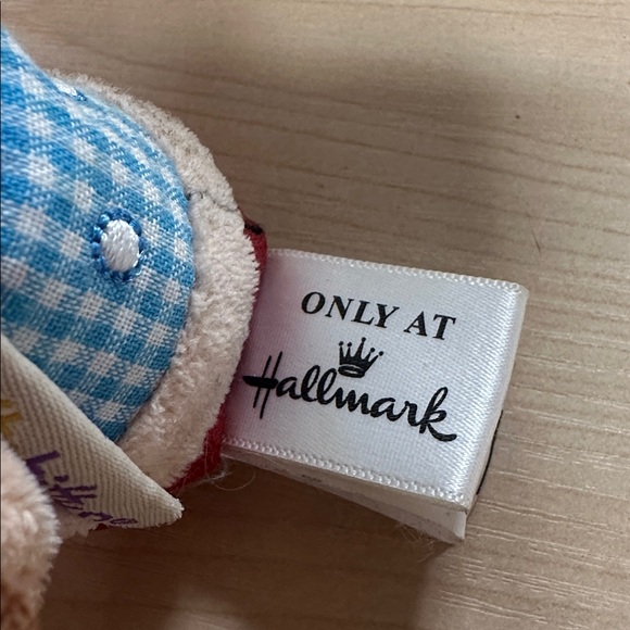 Hallmark Itty Bittys Dorothy Wizard of Oz 4" Plush Stuffed Toy - Picture 3 of 5